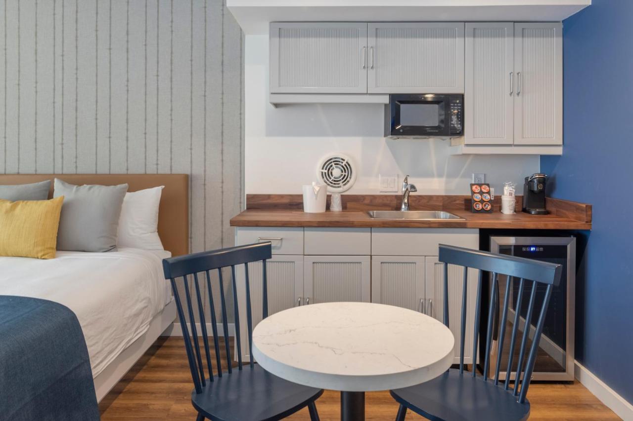 | Sea Harbor Hotel - San Diego