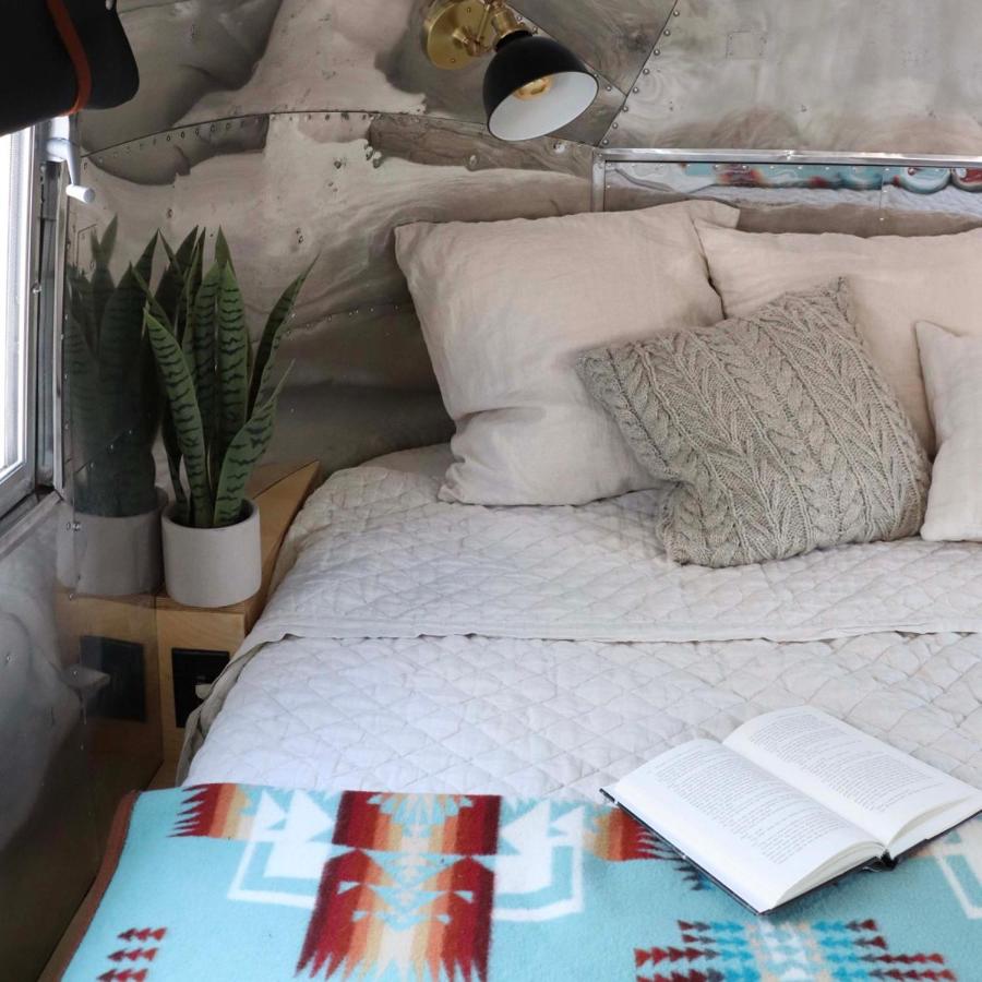  | Amigo Motor Lodge