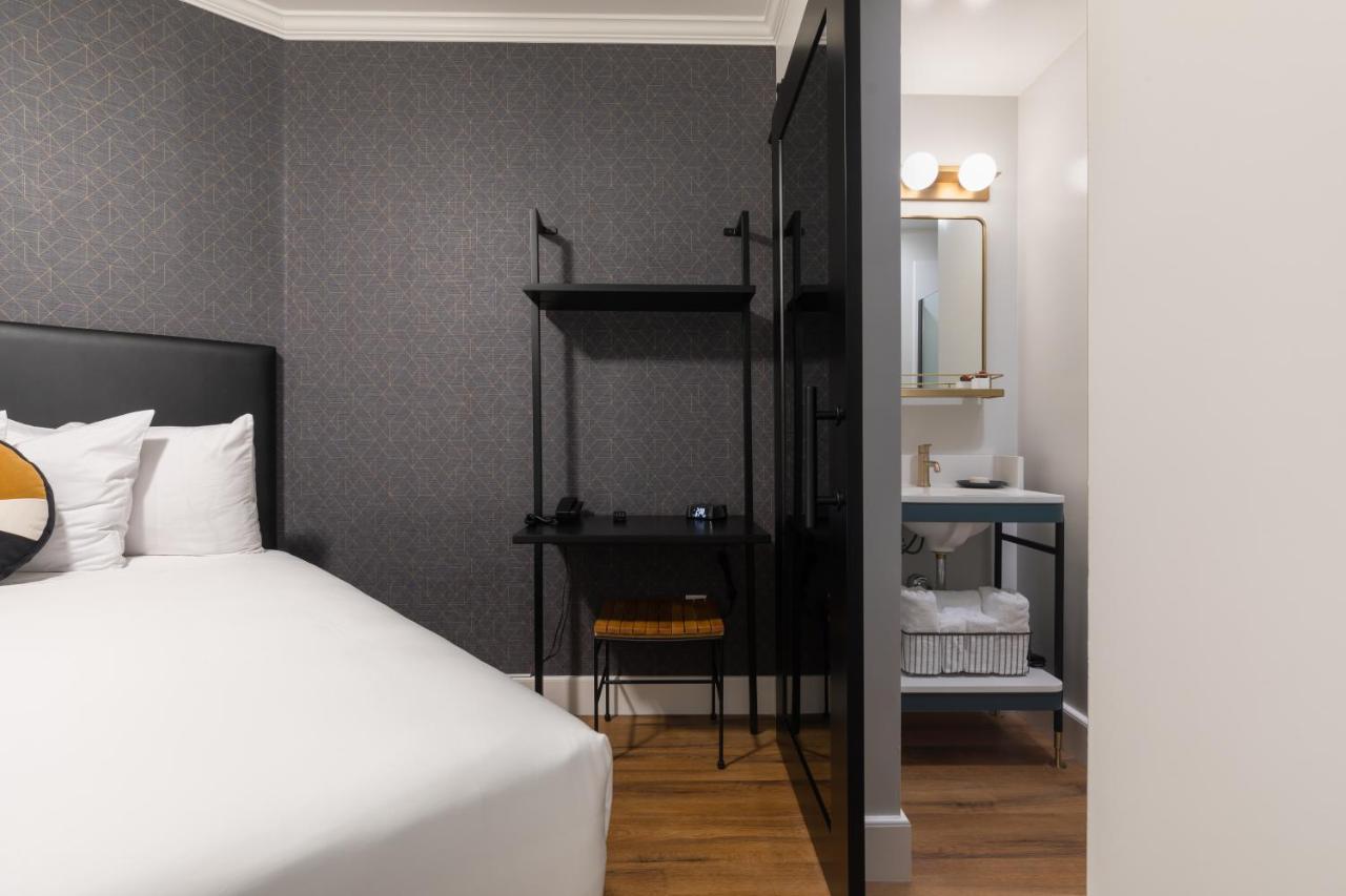 Small Double Room at Hotel Stratford