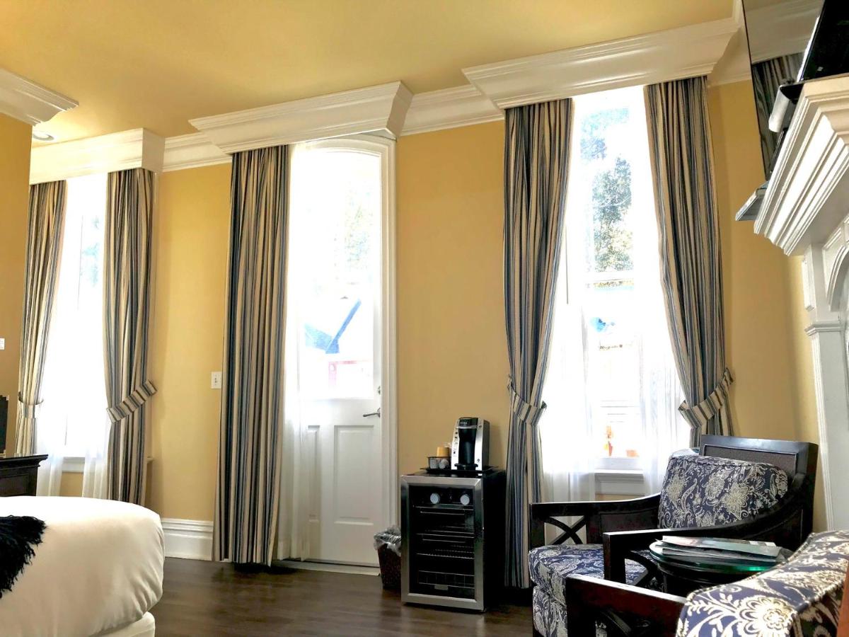 | West Cliff Inn, A Four Sisters Inn