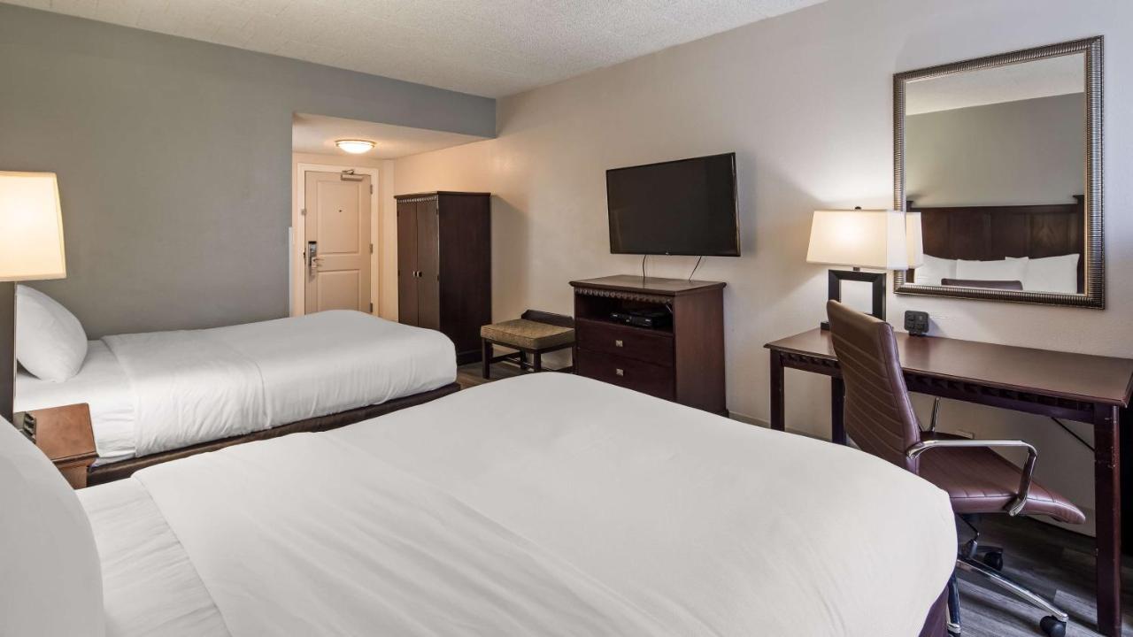Queen Room with Two Queen Beds at Best Western Paramus Hotel & Suites