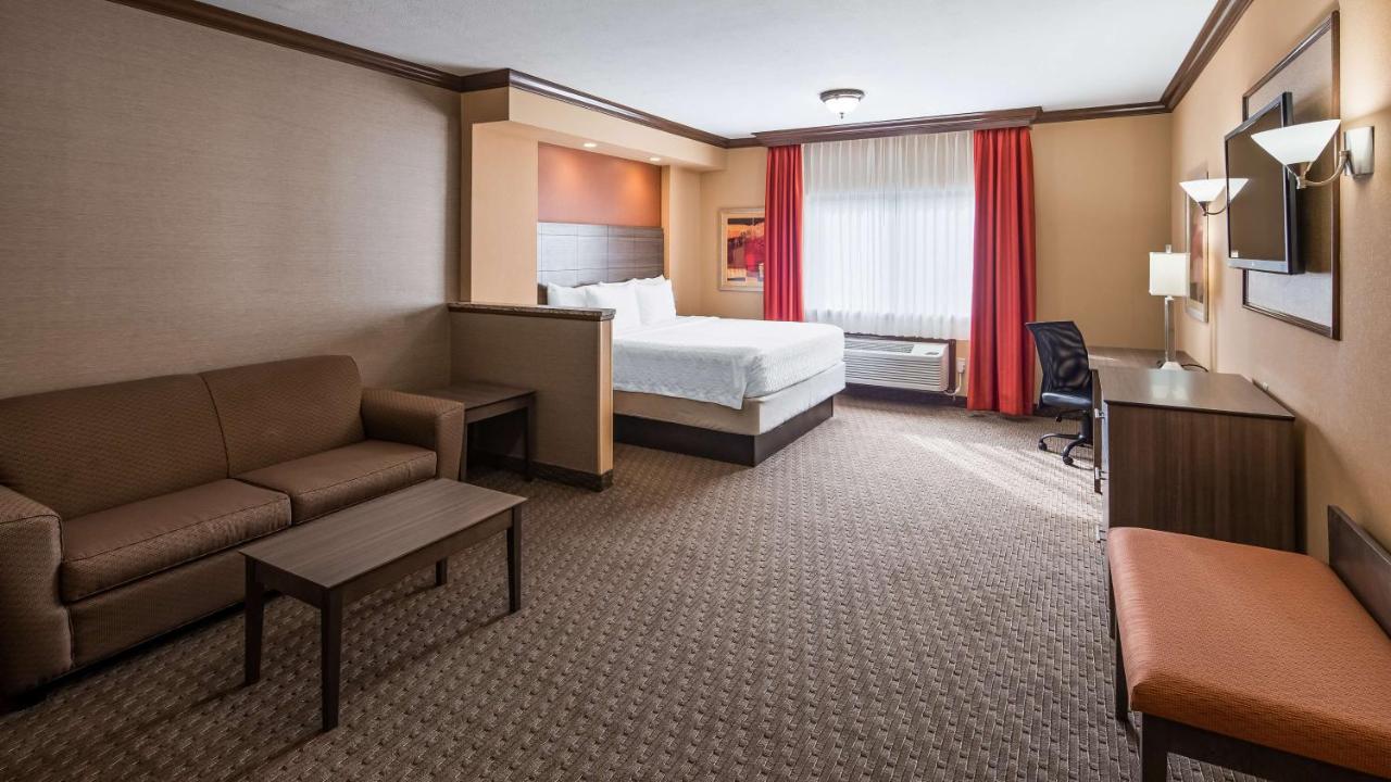  | Best Western Plus North Canton Inn & Suites