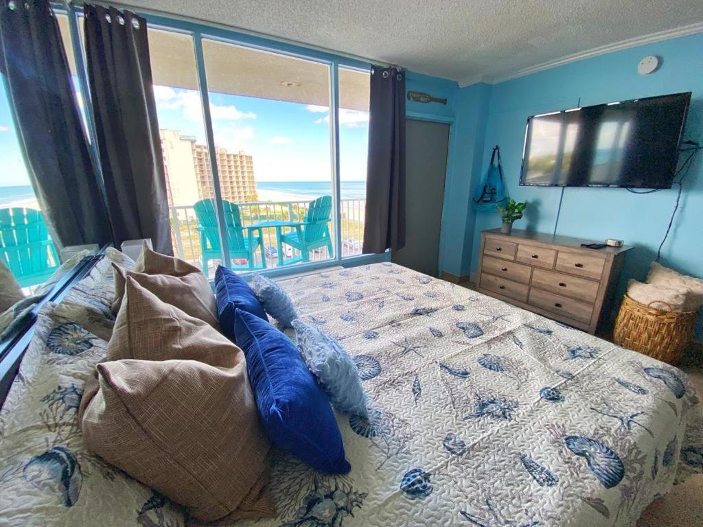  | Castaways Resort Studios