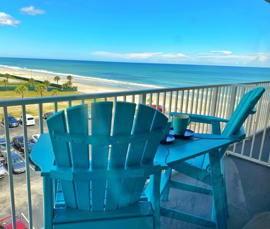  | Castaways Resort Studios