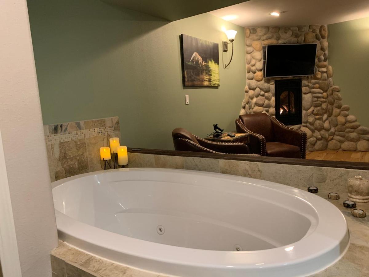  | Fox Den Bed & Breakfast