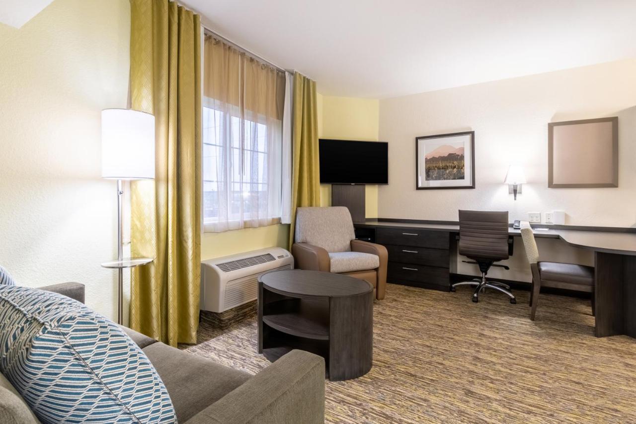  | Candlewood Suites Portland Airport
