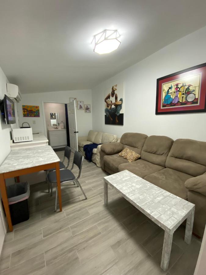  | Antonine Apartment Upper Garden District