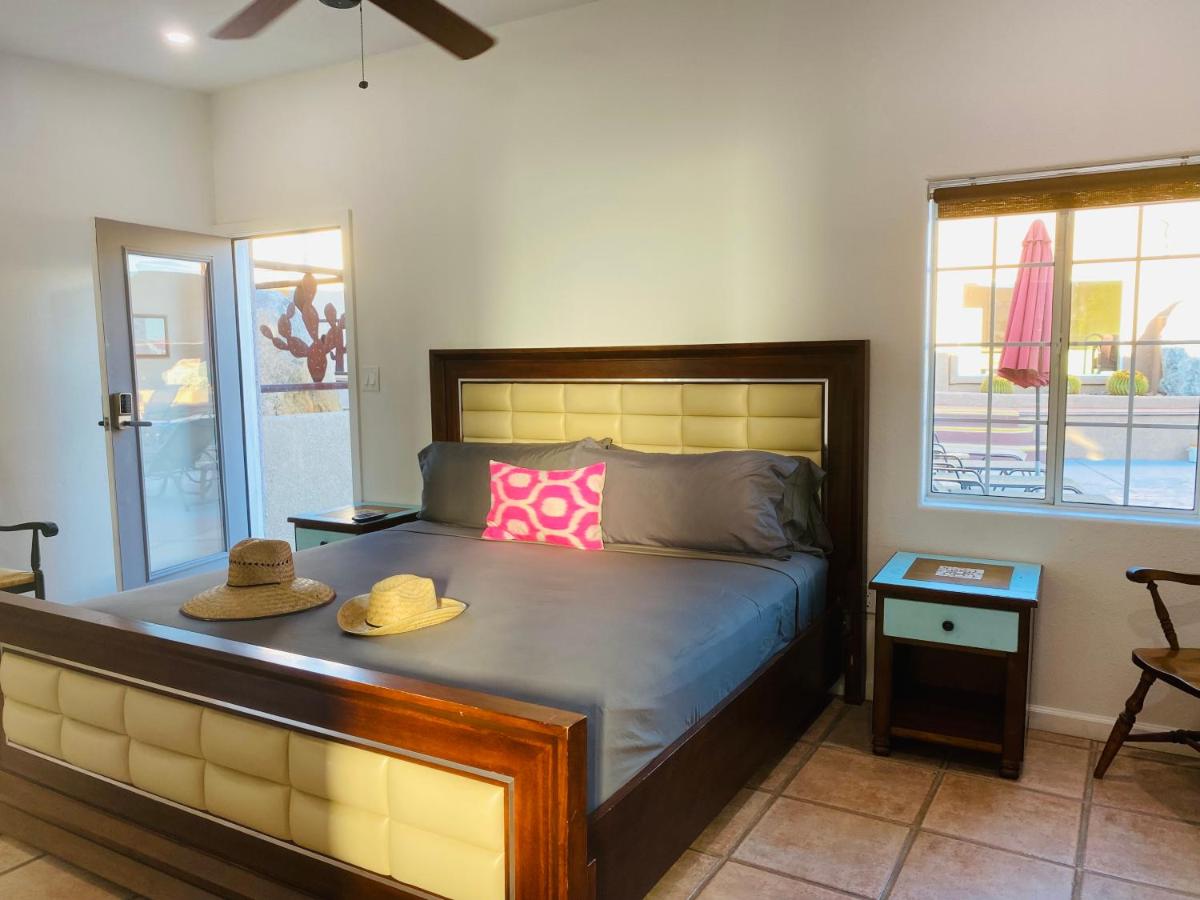 King Studio at Mi Kasa Hot Springs 420, Adults only, Clothing Optional