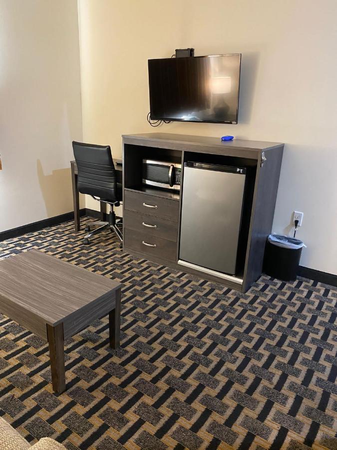 Deluxe Suite at Bogart Hotel