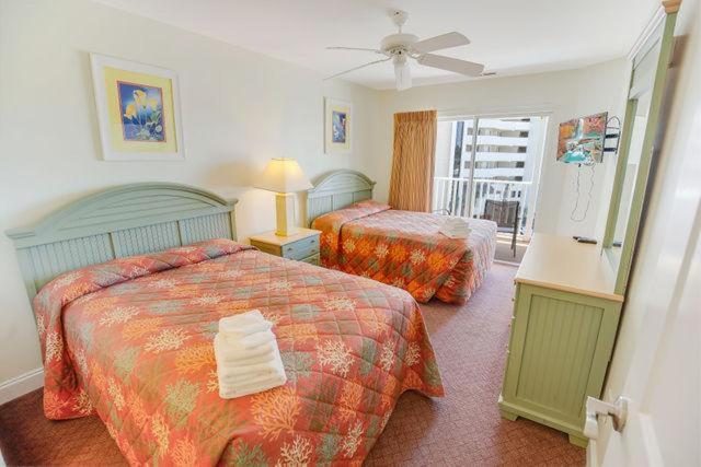  | Stunning 8 BR, New Updates, Walk to Beach Bars, Main Street