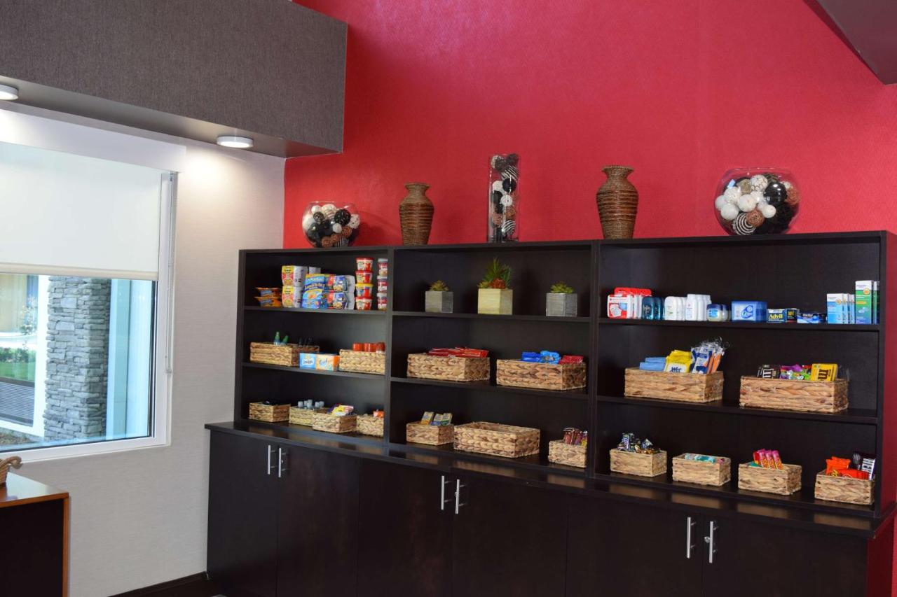 | Best Western Plus Hardeeville Inn & Suites