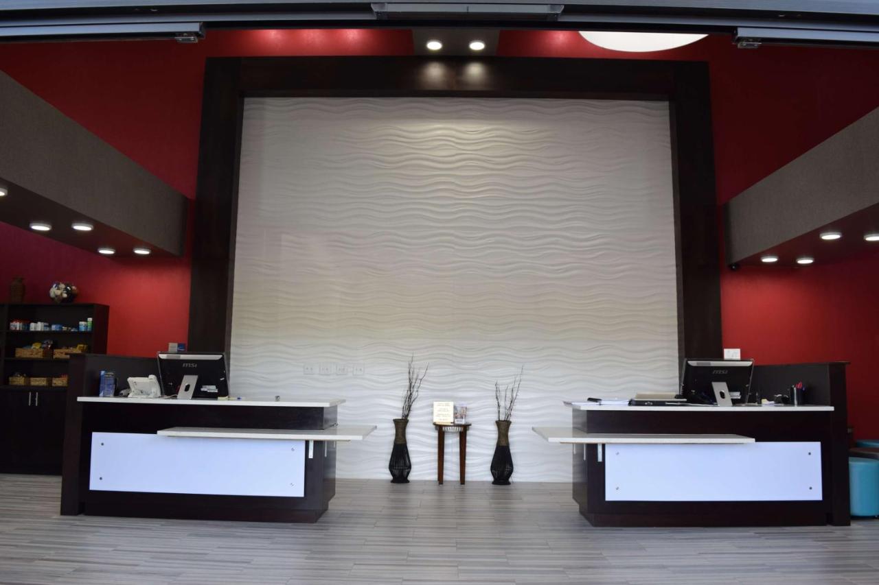 | Best Western Plus Hardeeville Inn & Suites