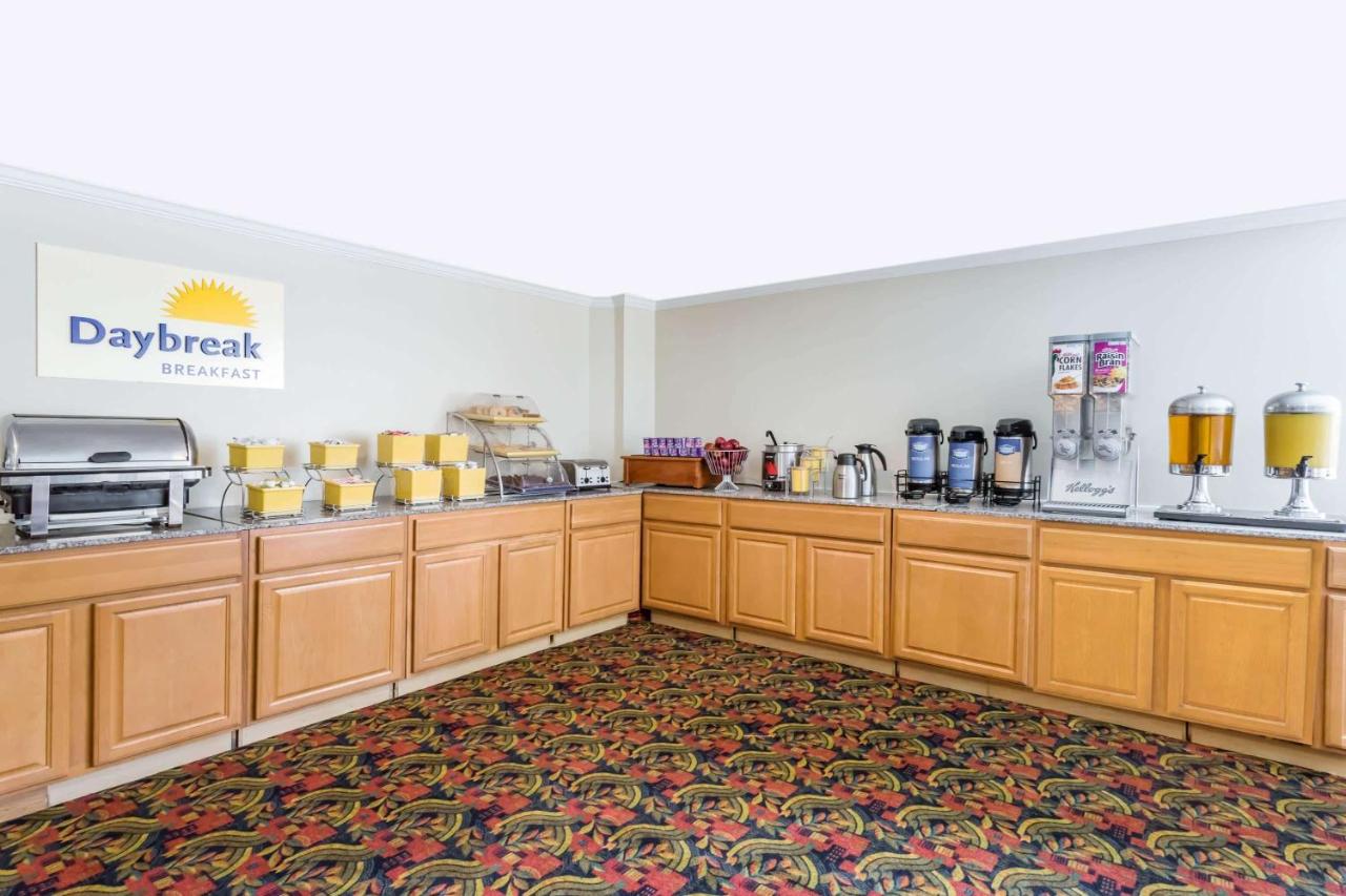 | Days Inn by Wyndham Williamsburg Historic Area