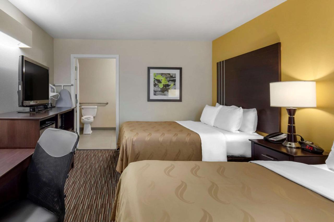 Double Room with Two Double Beds - Accessible/Non-Smoking at Quality Inn Seneca US-123