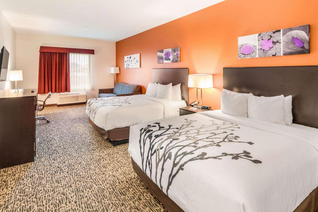 Queen Suite with Two Queen Beds and Sofa Bed - Non-Smoking at Sleep Inn & Suites Hurricane Zion Park Area