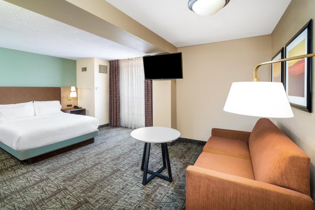 Queen Studio Suite - Mobility Acces/Non-Smoking at Staybridge Suites Memphis - Poplar Ave East by IHG