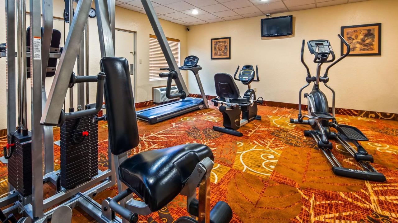 | Best Western Center Pointe Inn