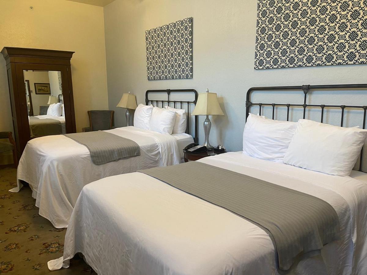 Economy Double Room at Hotel Sutter