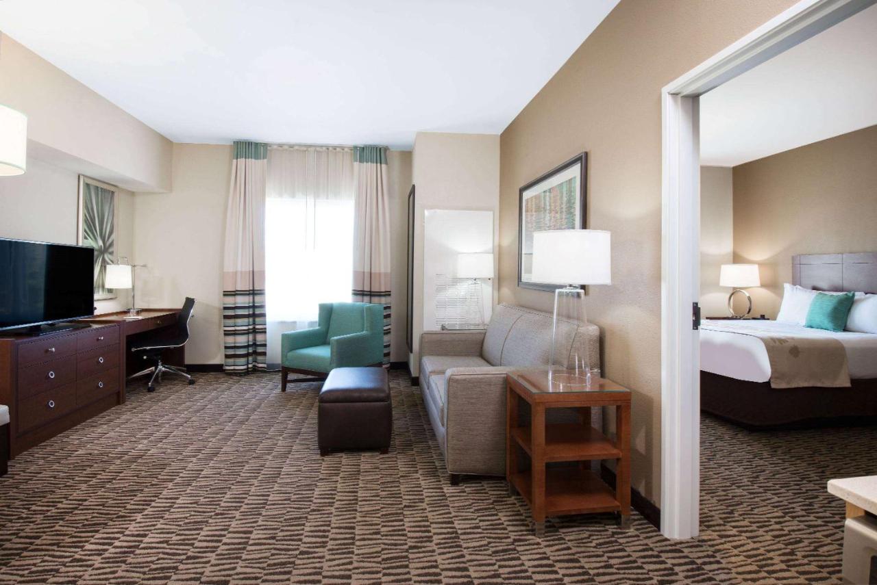 | Hawthorn Suites by Wyndham Saint Clairsville