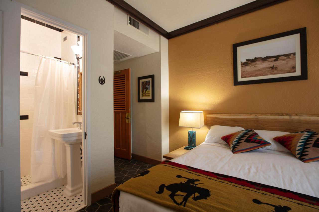 Large Single Room at Hotel El Rancho