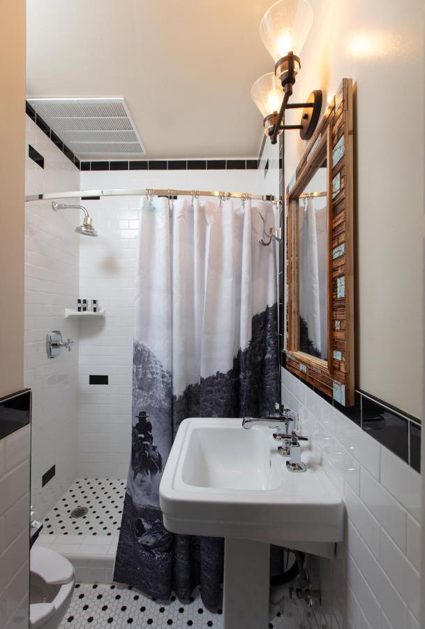 Large Single Room at Hotel El Rancho