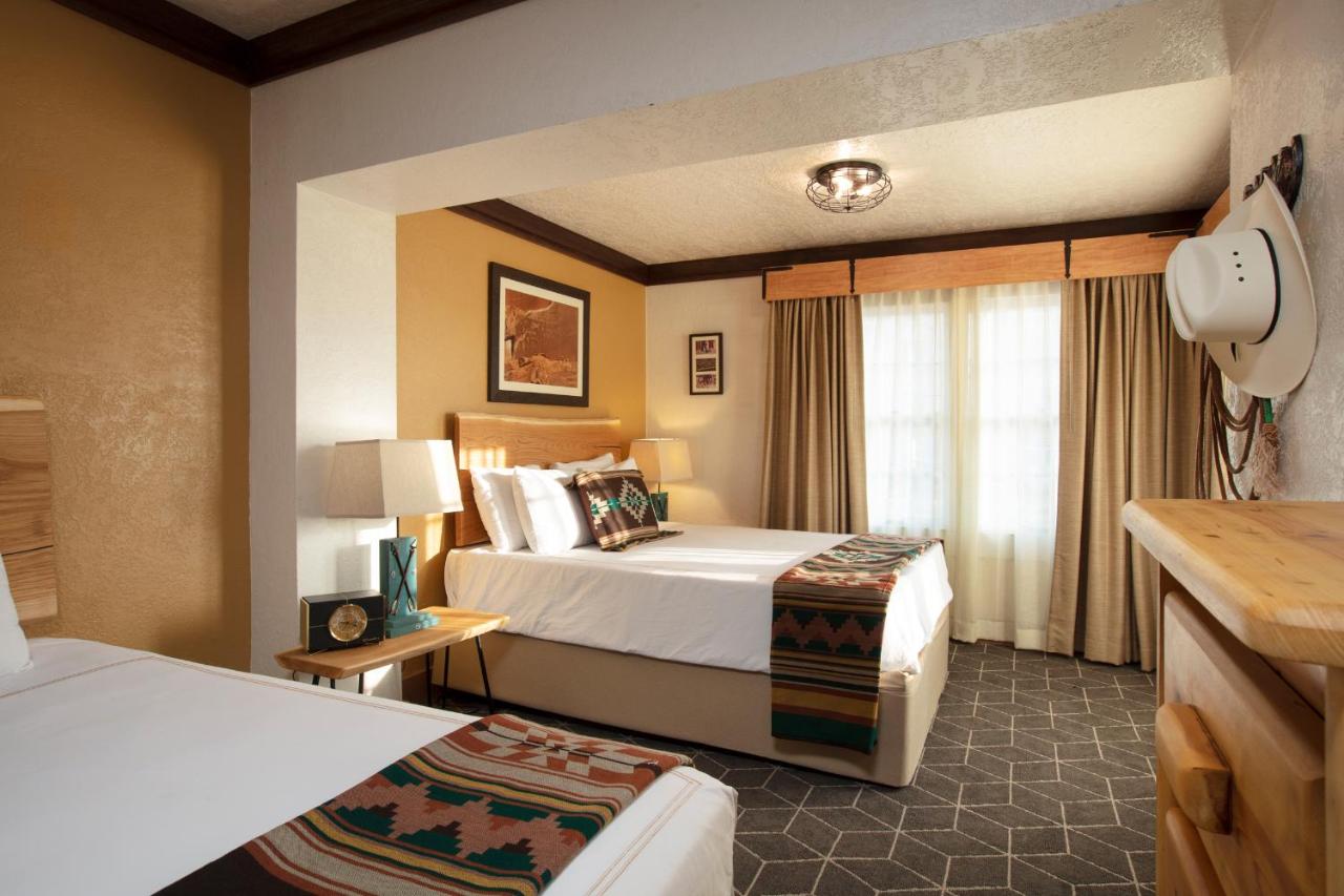 Deluxe Double Room (2 Adults + 1 Child) at Hotel El Rancho
