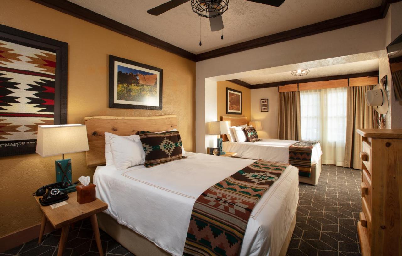 Deluxe Double Room (2 Adults + 1 Child) at Hotel El Rancho