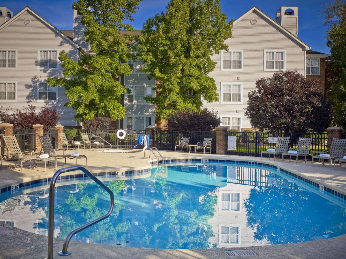 | Sonesta ES Suites Cincinnati - Sharonville East