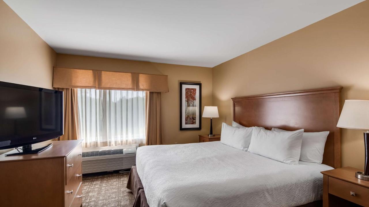 King Room - Non-Smoking at Best Western Plus Windjammer Inn & Conference Center