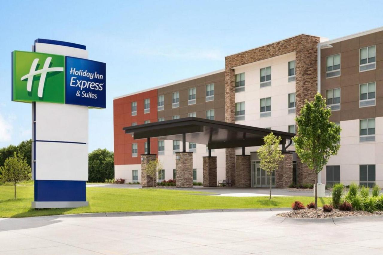  | Holiday Inn Express & Suites - Canton, an IHG Hotel