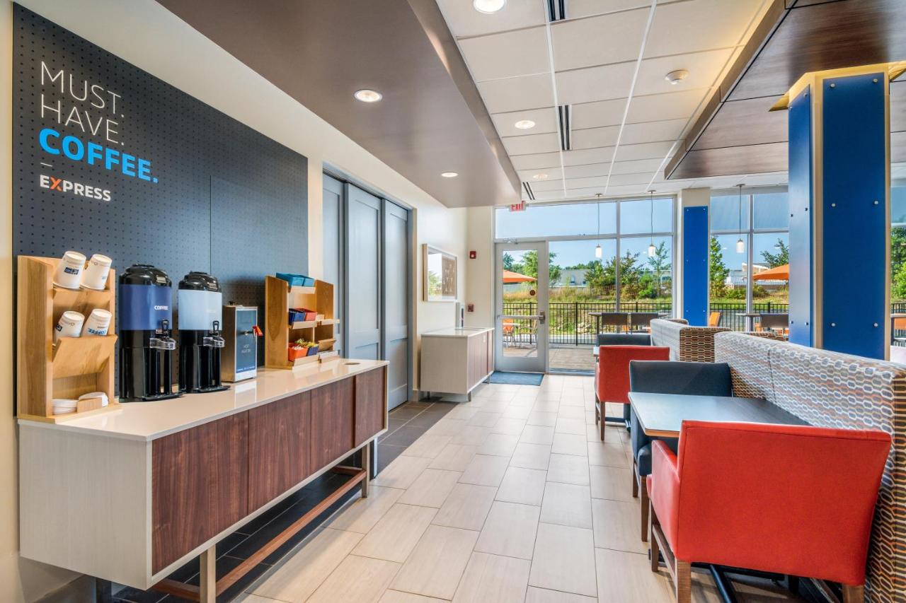  | Holiday Inn Express & Suites - Asheboro, an IHG Hotel
