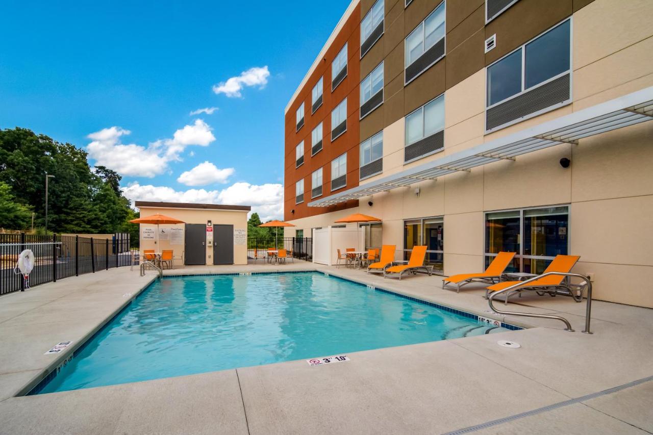  | Holiday Inn Express & Suites - Asheboro, an IHG Hotel