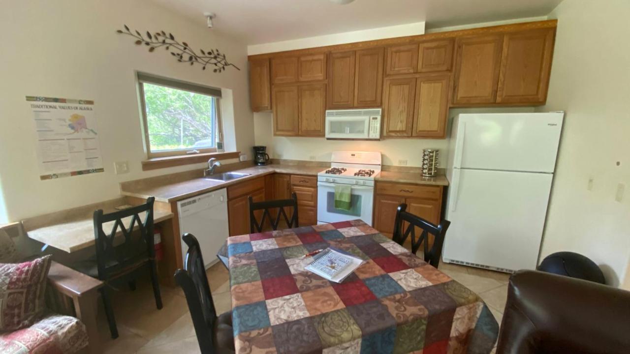  | Eagle Peak Guesthouse