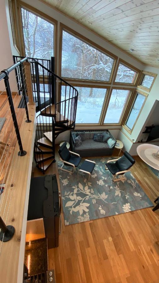 | Eagle Peak Guesthouse