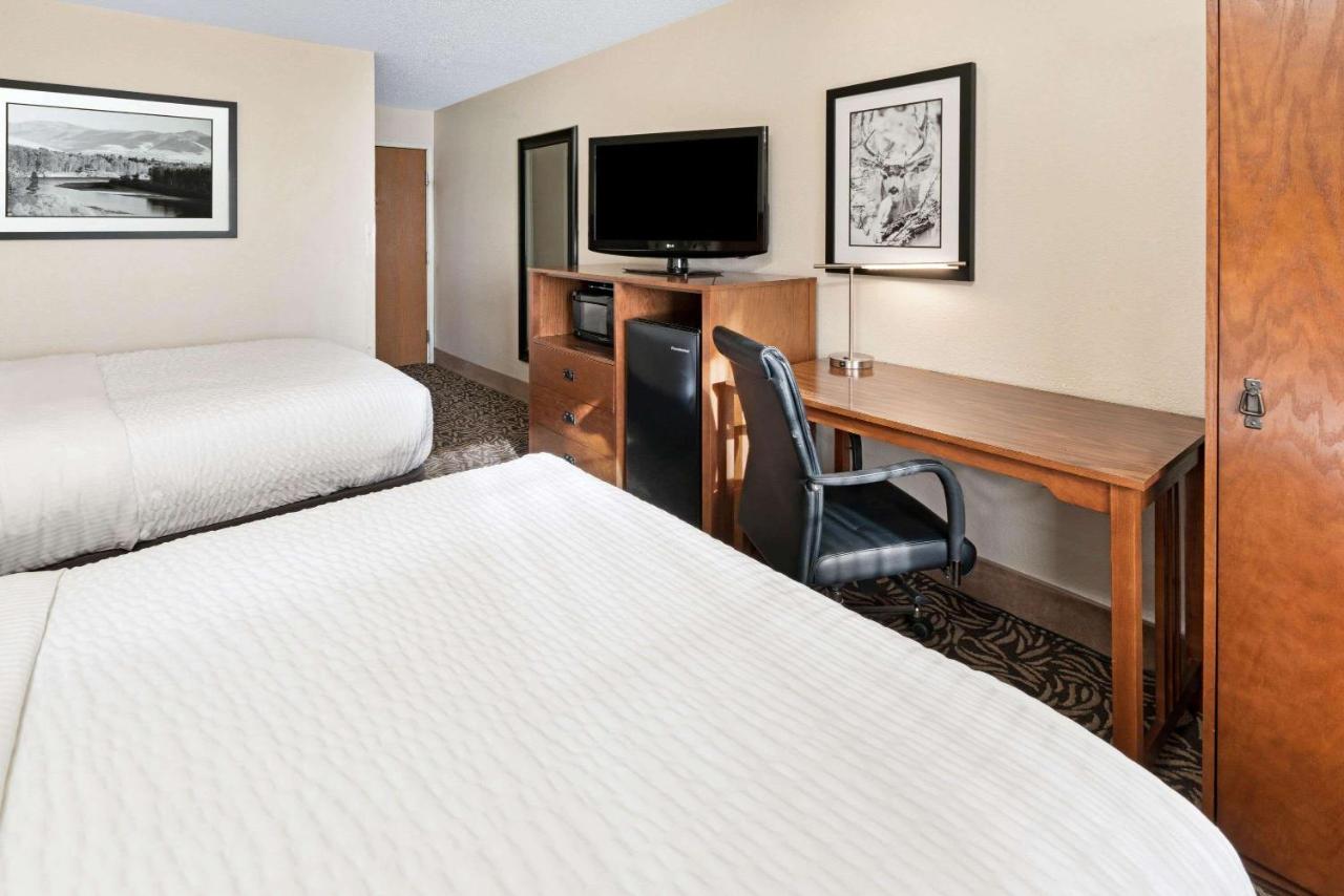 Deluxe Queen Room with Two Queen Beds at La Quinta Inn by Wyndham Missoula
