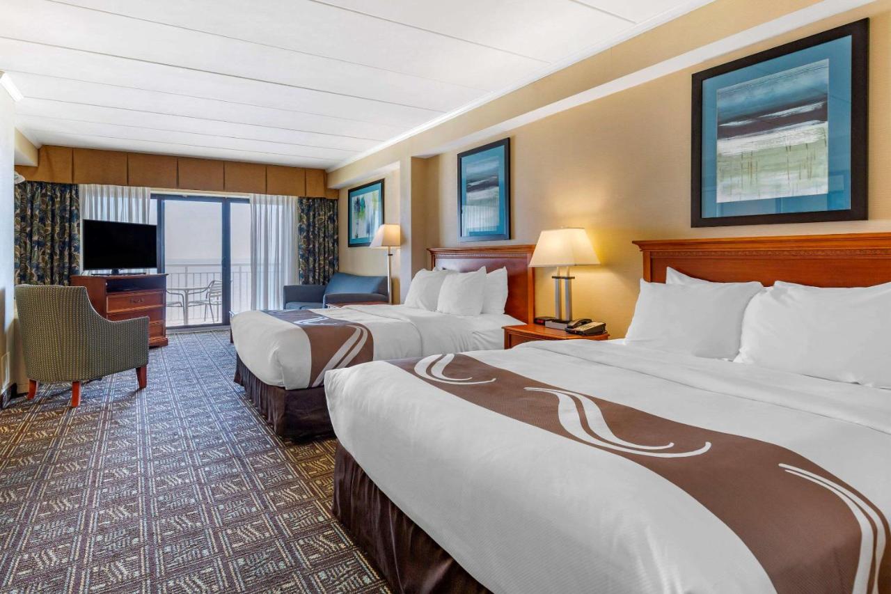 Efficiency, Oceanfront, 2 Queen Beds & Sofa Bed, Interior Entrance, Non Smoking at Quality Inn Boardwalk