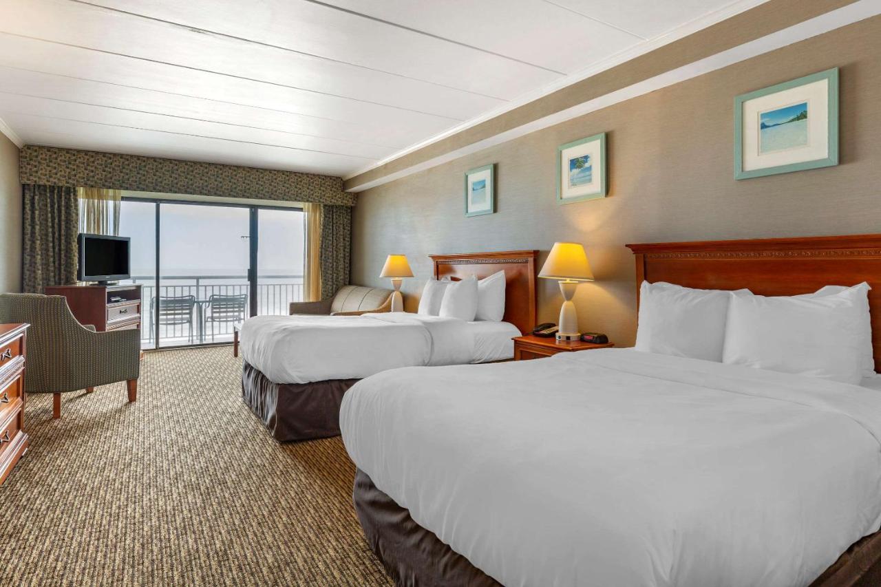 Efficiency, Oceanfront, Exterior Entrance, 2 Double Beds & Sofa Bed, Non Smoking at Quality Inn Boardwalk