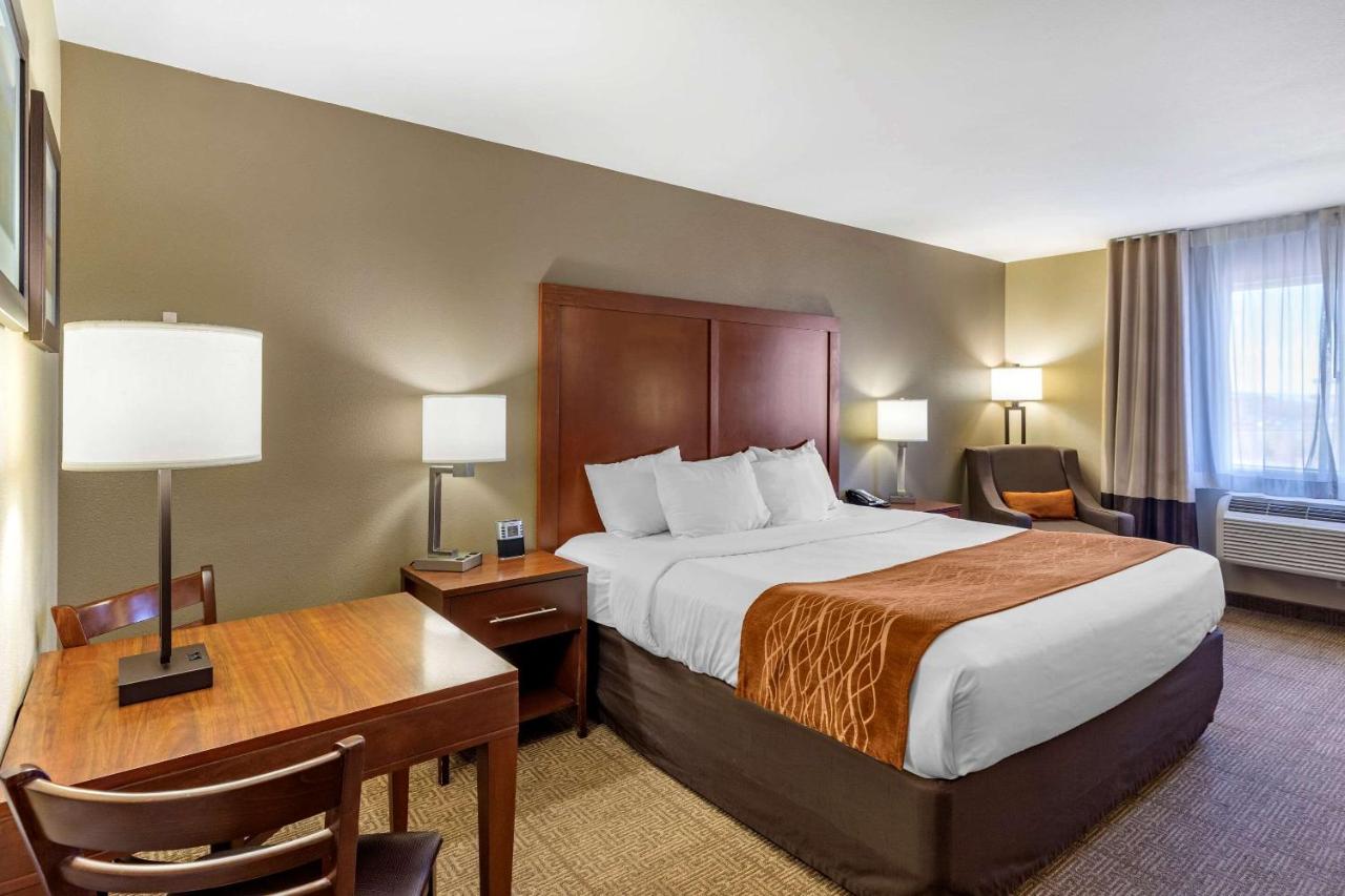 King Room - Non-Smoking at Comfort Inn Evansville - Casper