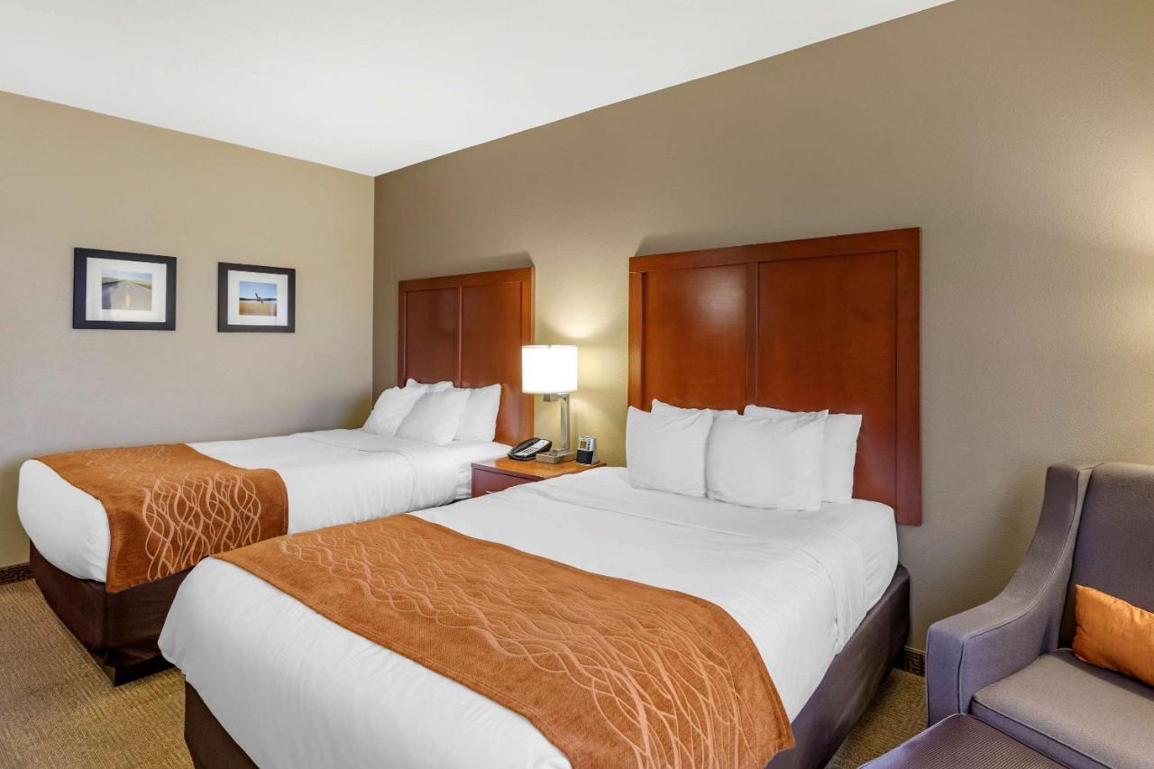 Queen Room with Two Queen Beds at Comfort Inn Evansville - Casper