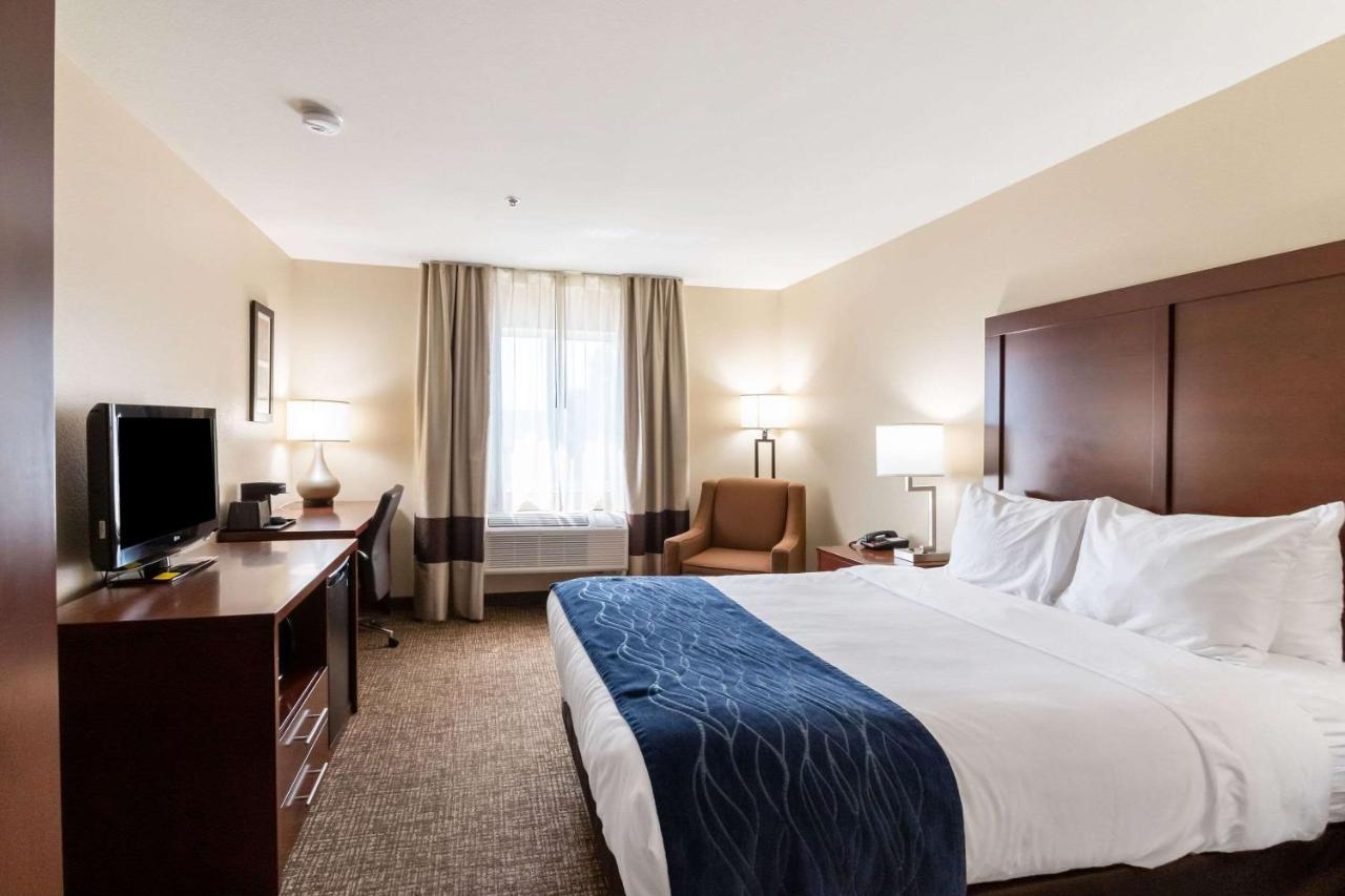 Queen Room - Accessible/Non-Smoking at Comfort Inn Lehi - Thanksgiving Point Area