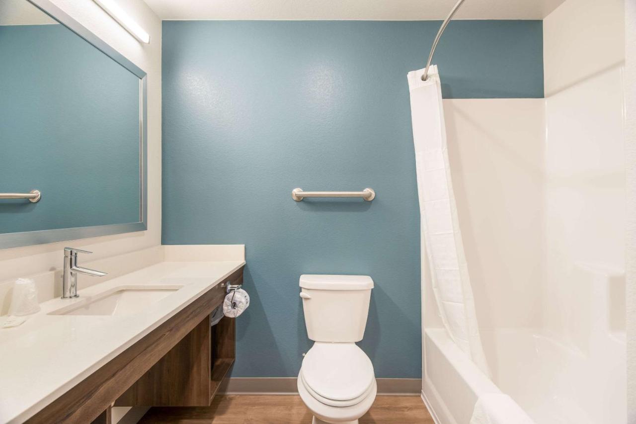 Standard Queen Room - Non Smoking at WoodSpring Suites Missoula