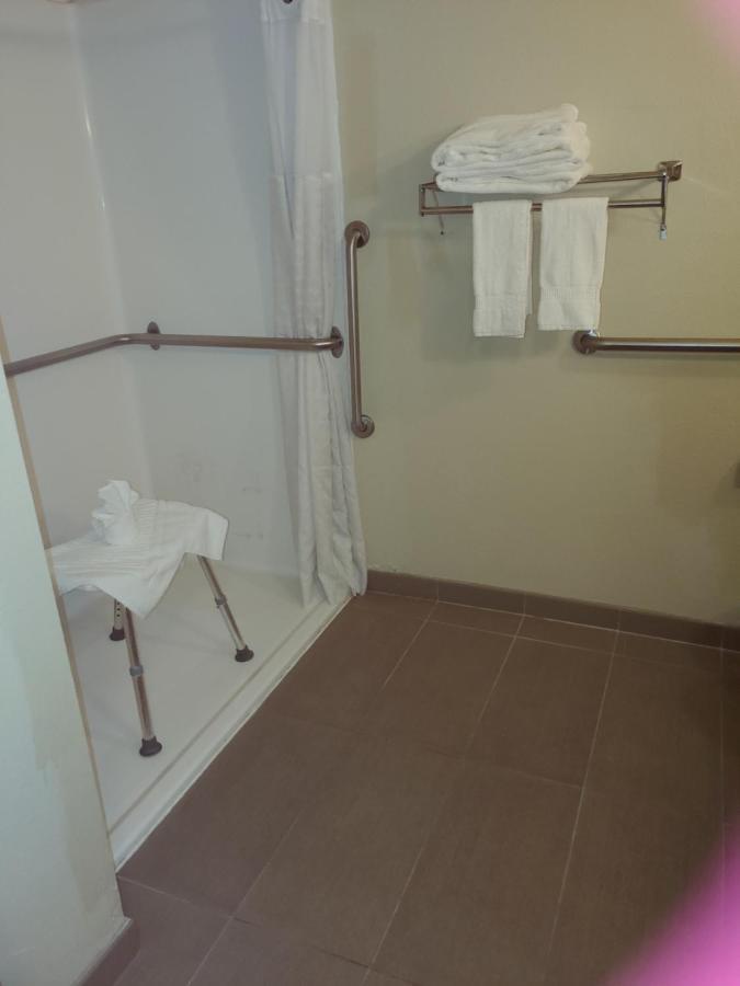 Queen Room - Accessible/Nonsmoking at Comfort Inn Idaho Falls I-15
