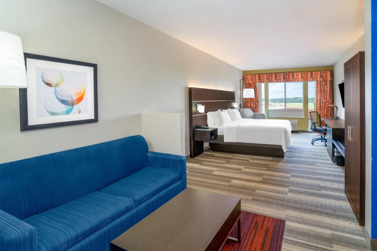  | Holiday Inn Express and Suites Winona North