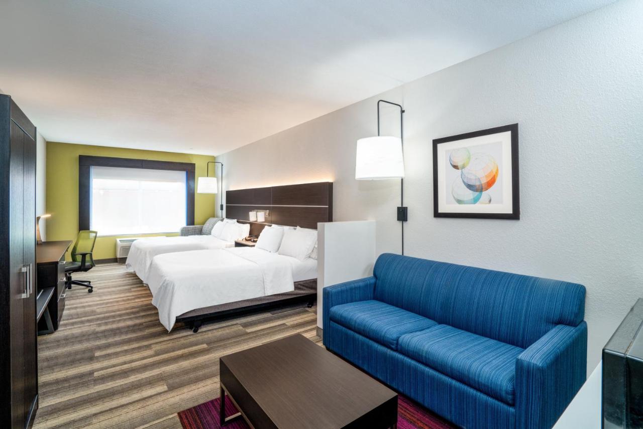  | Holiday Inn Express and Suites Winona North