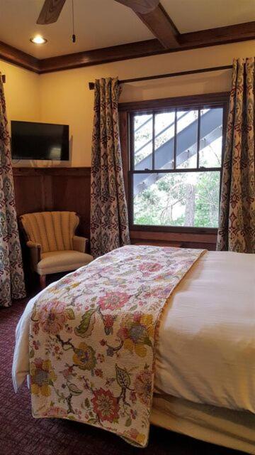 | The Lodge at Cloudcroft