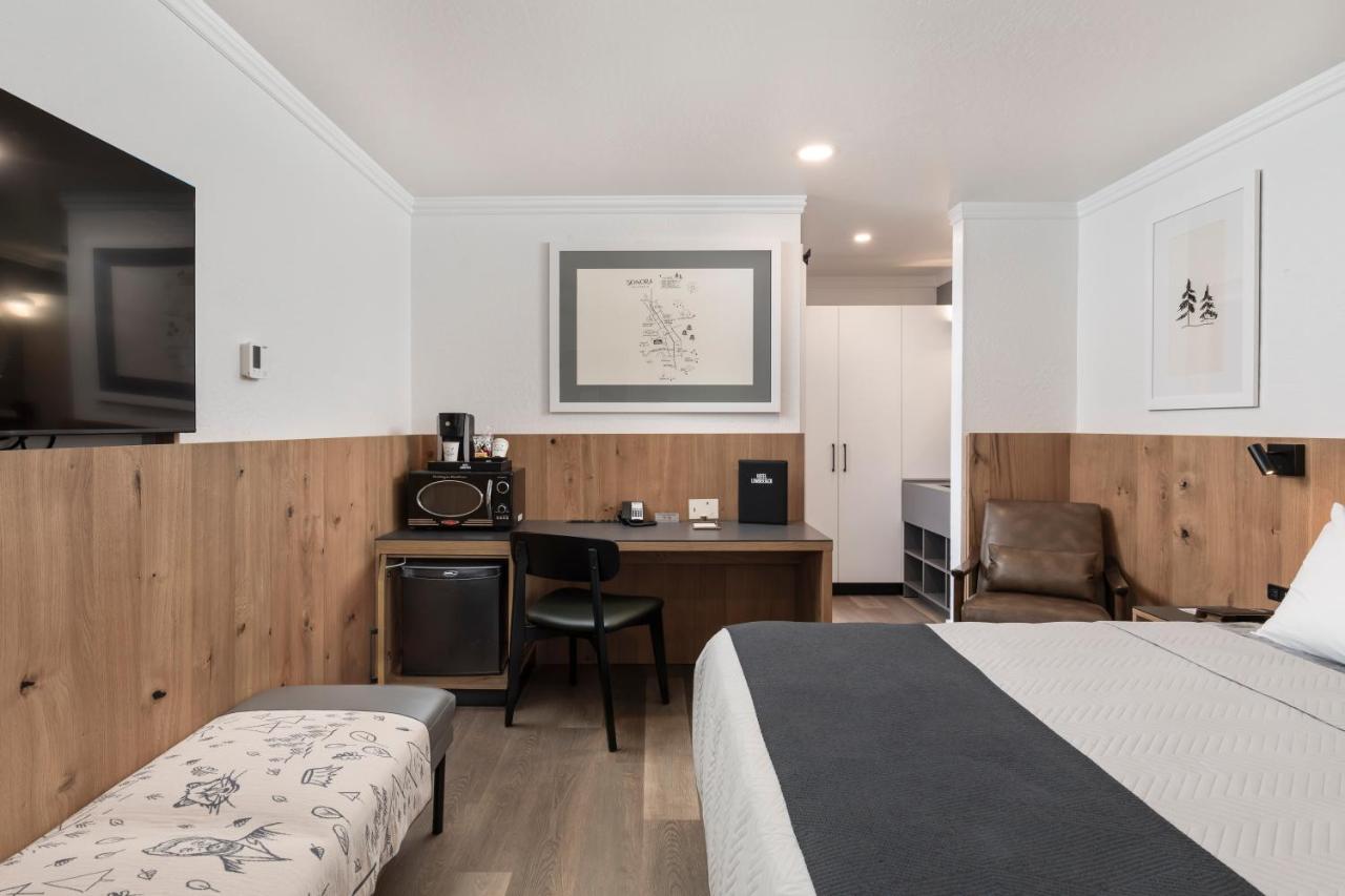King Room - Non-Smoking at Hotel Lumberjack