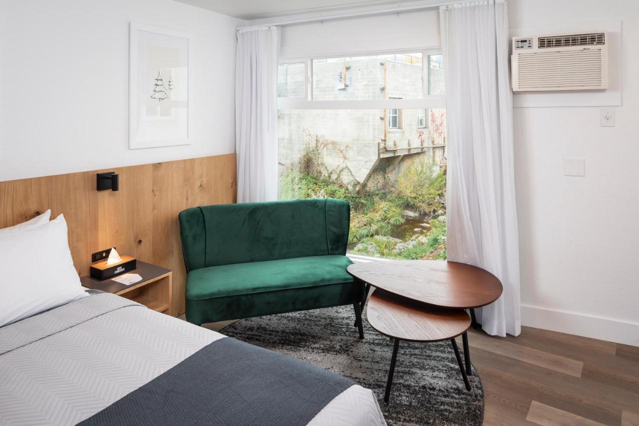 King Room at Hotel Lumberjack