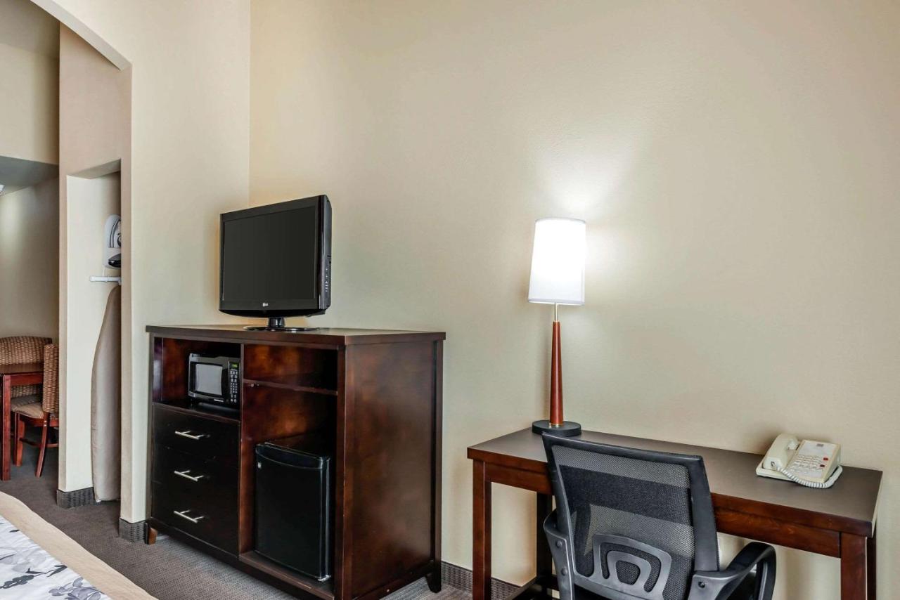 | Sleep Inn & Suites Ocala - Belleview