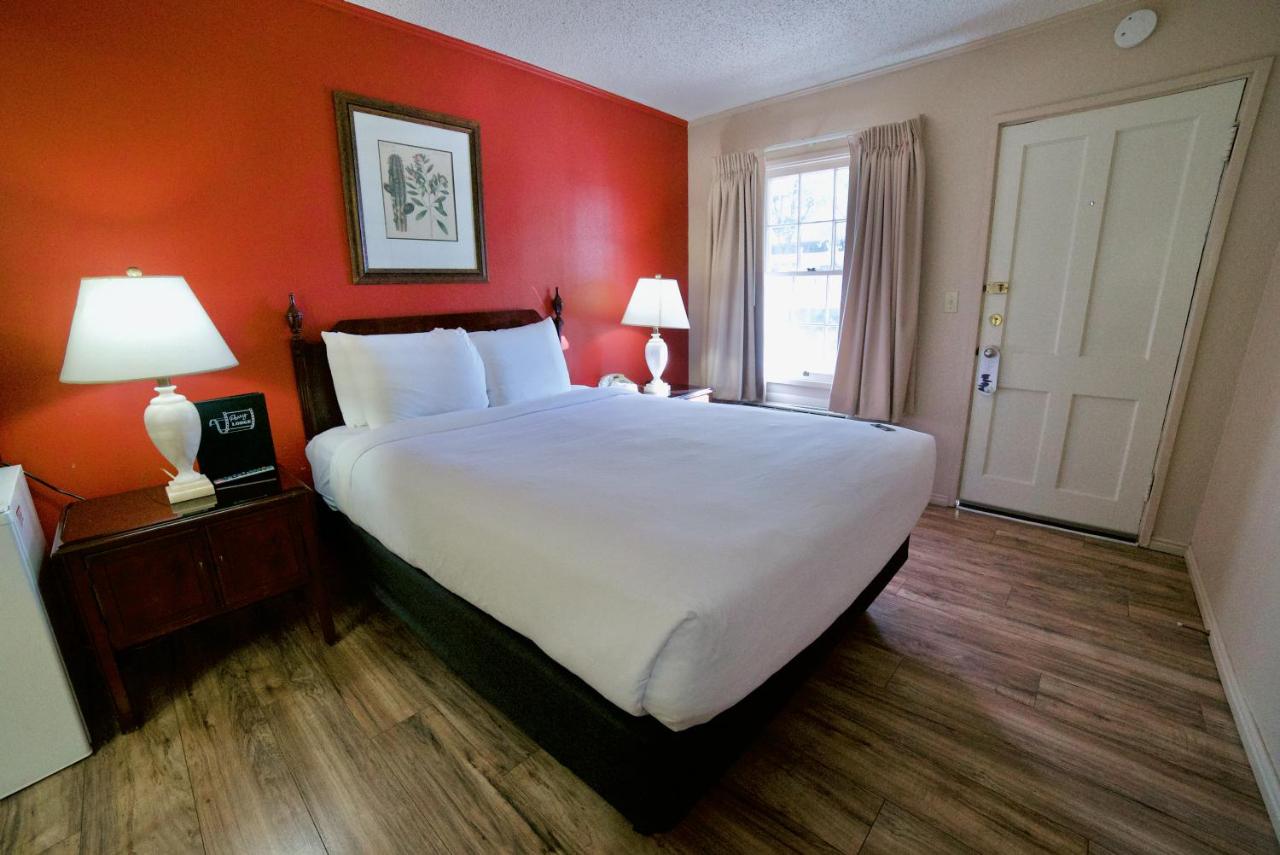 Superior Suite at Parry Lodge