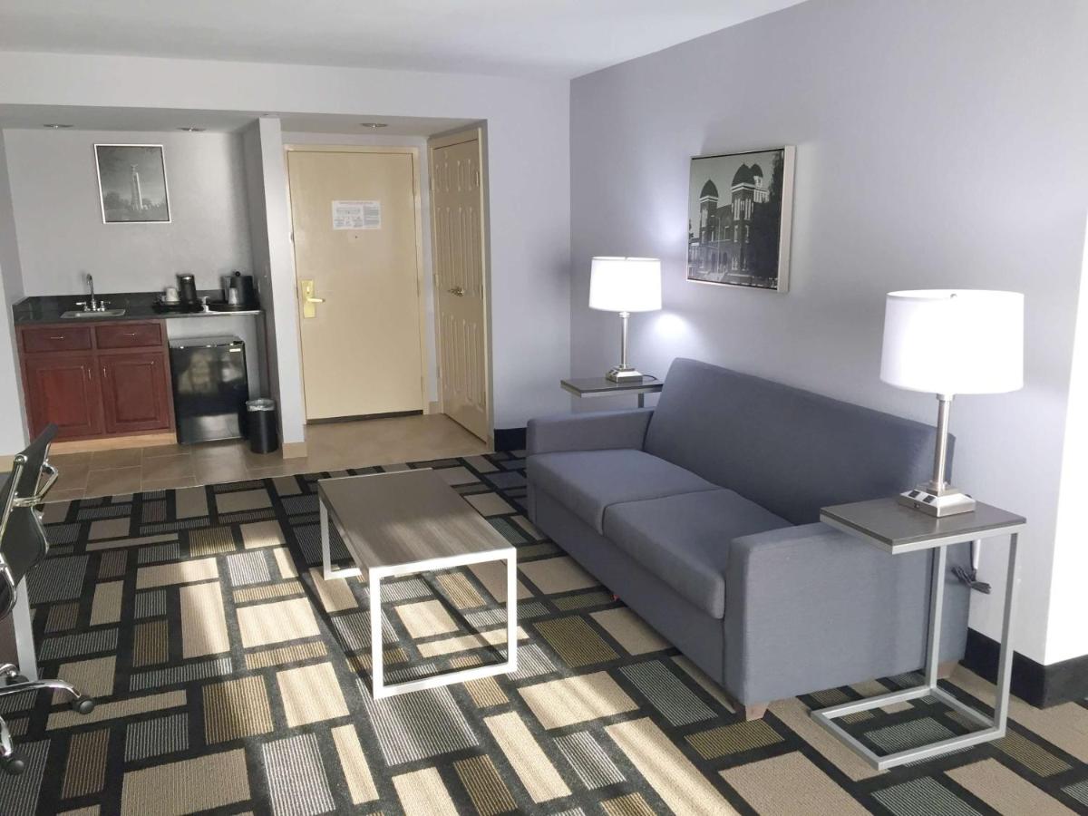 | Best Western Plus Birmingham Inn & Suites